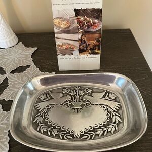 Wilton Armetale Heart & Doves Serveware Tray – Ice to Oven – Like New